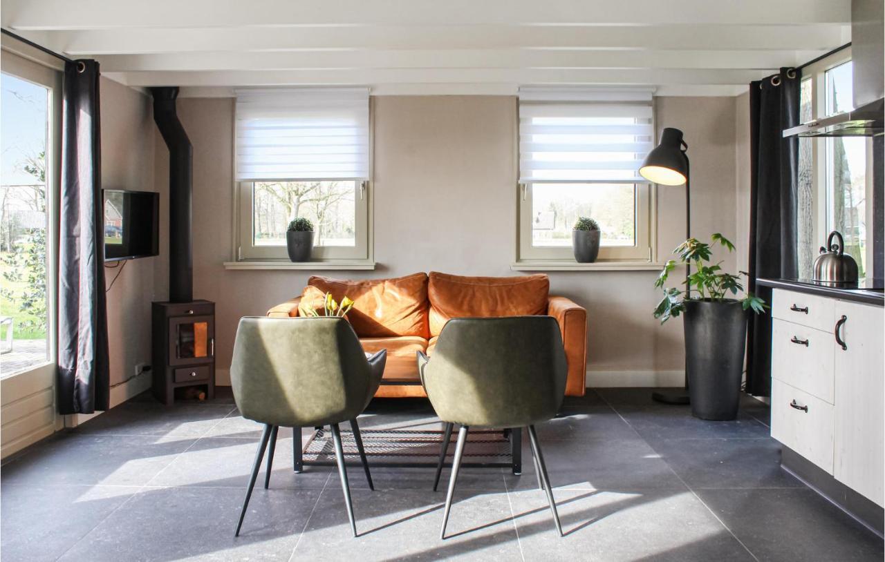 2 Bedroom Nice Home In Bornerbroek Weleveld ภายนอก รูปภาพ