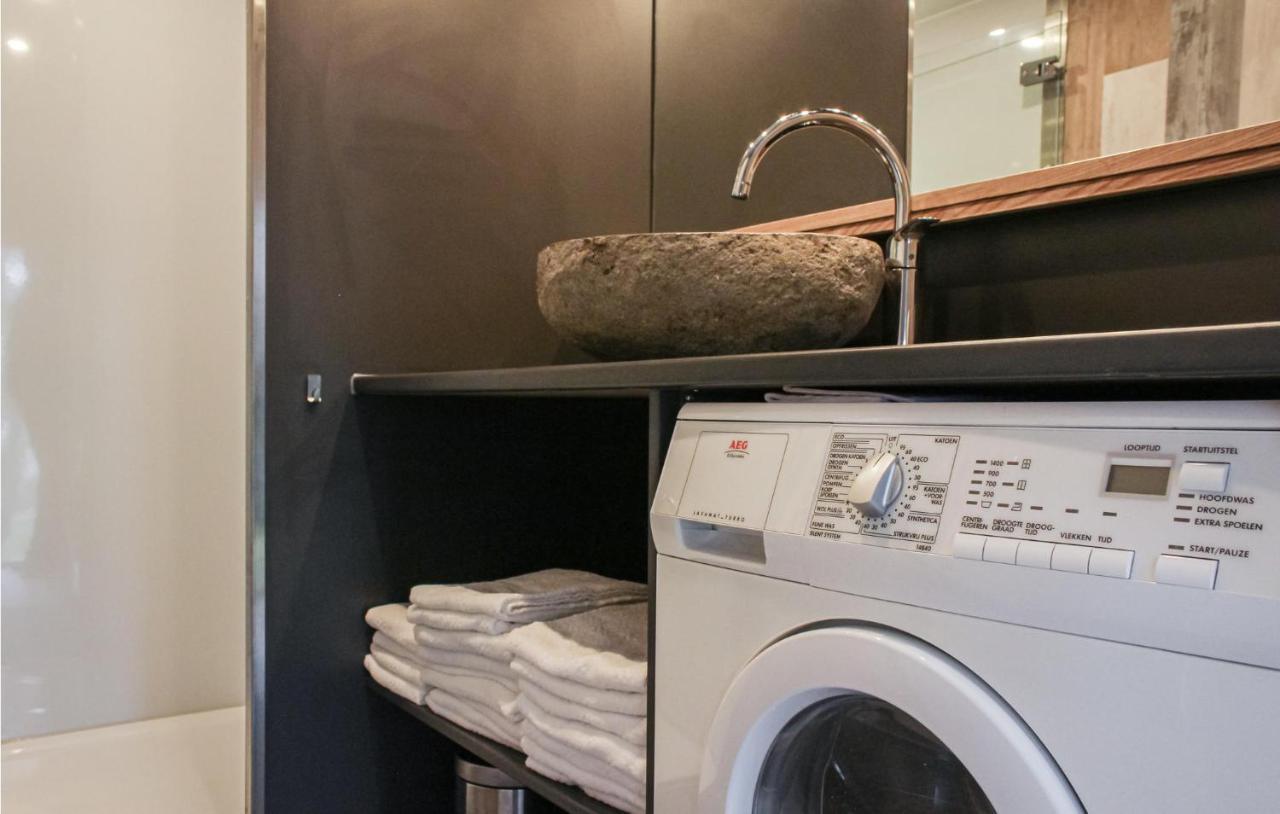 2 Bedroom Nice Home In Bornerbroek Weleveld ภายนอก รูปภาพ