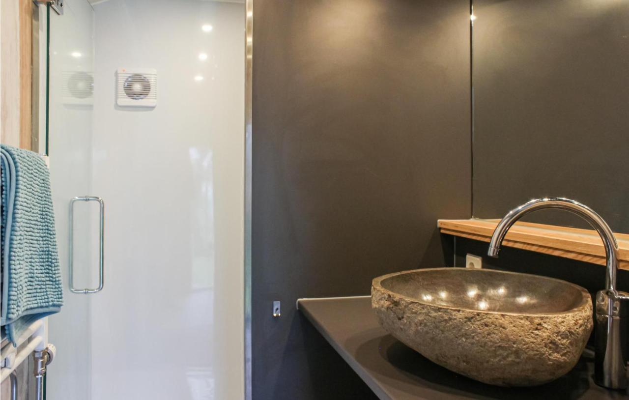 2 Bedroom Nice Home In Bornerbroek Weleveld ภายนอก รูปภาพ